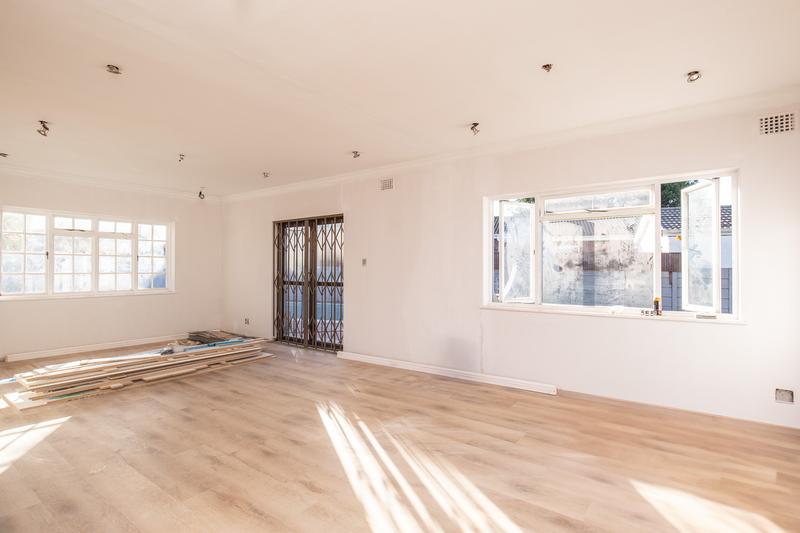 To Let 4 Bedroom Property for Rent in Constantia Western Cape
